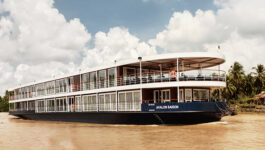 Avalon Waterways offers early booking bonuses