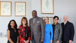 Three-quarters-of-Holland-Americas-bookings-come-from-travel-agents-2